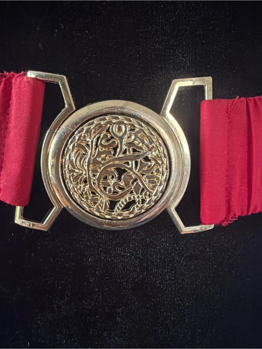 Vintage (80s) Red Elastic Waist Belt with Decorative Gold Medallion